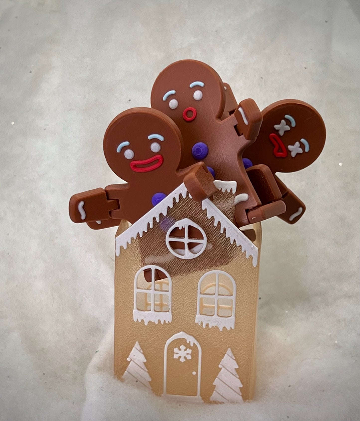 Gingerbread Men Magnet and Holiday House set